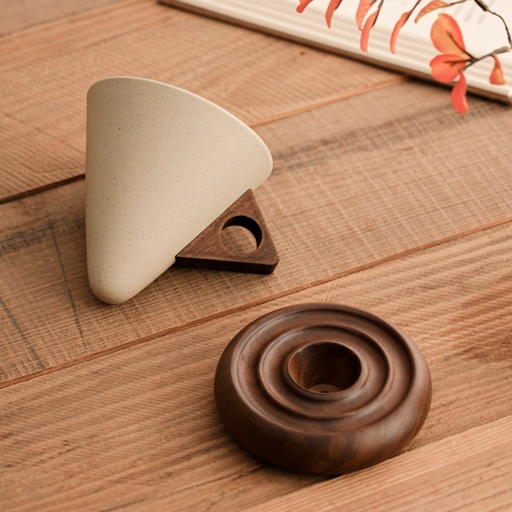 Coffee Tea Essentials - Tasse conique triangulaire en céramique rustique,